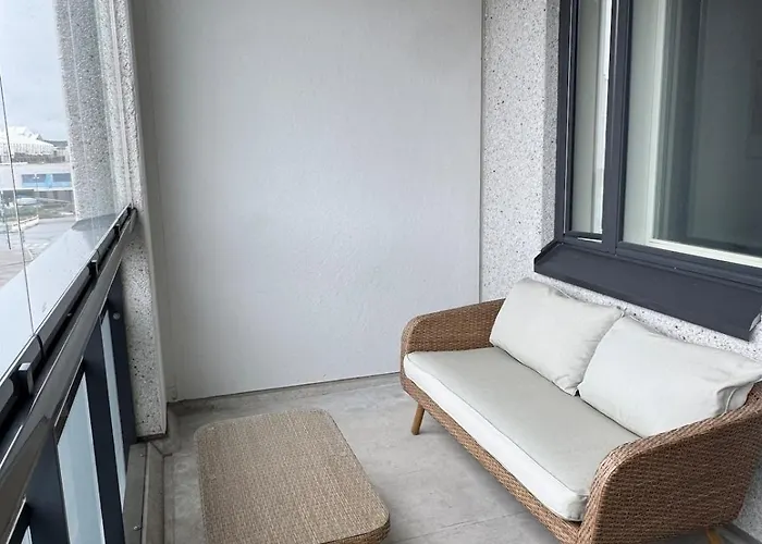 Arctic Nest - Cozy 40m2 And Parking In *